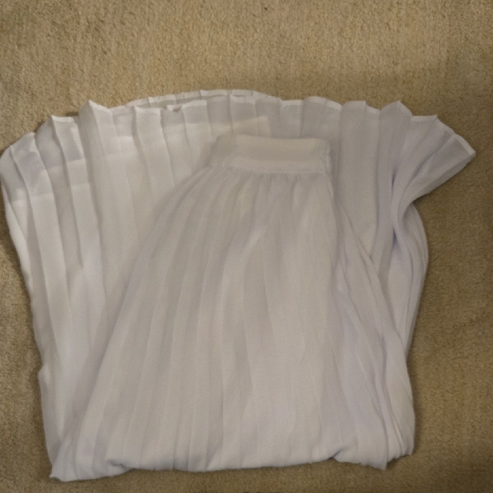 White A-Line Pleated Skirt